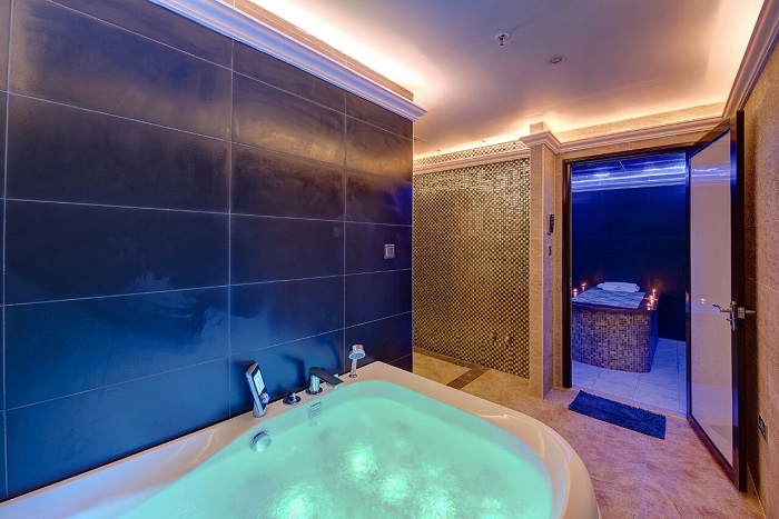 Royale Couples Massage